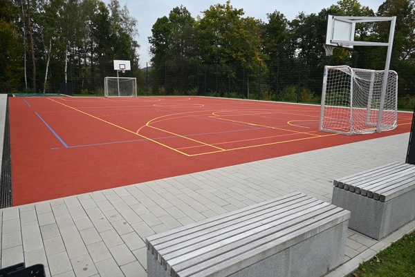 Sportplatz der Dominikus Savio Schule Pfaffendorf